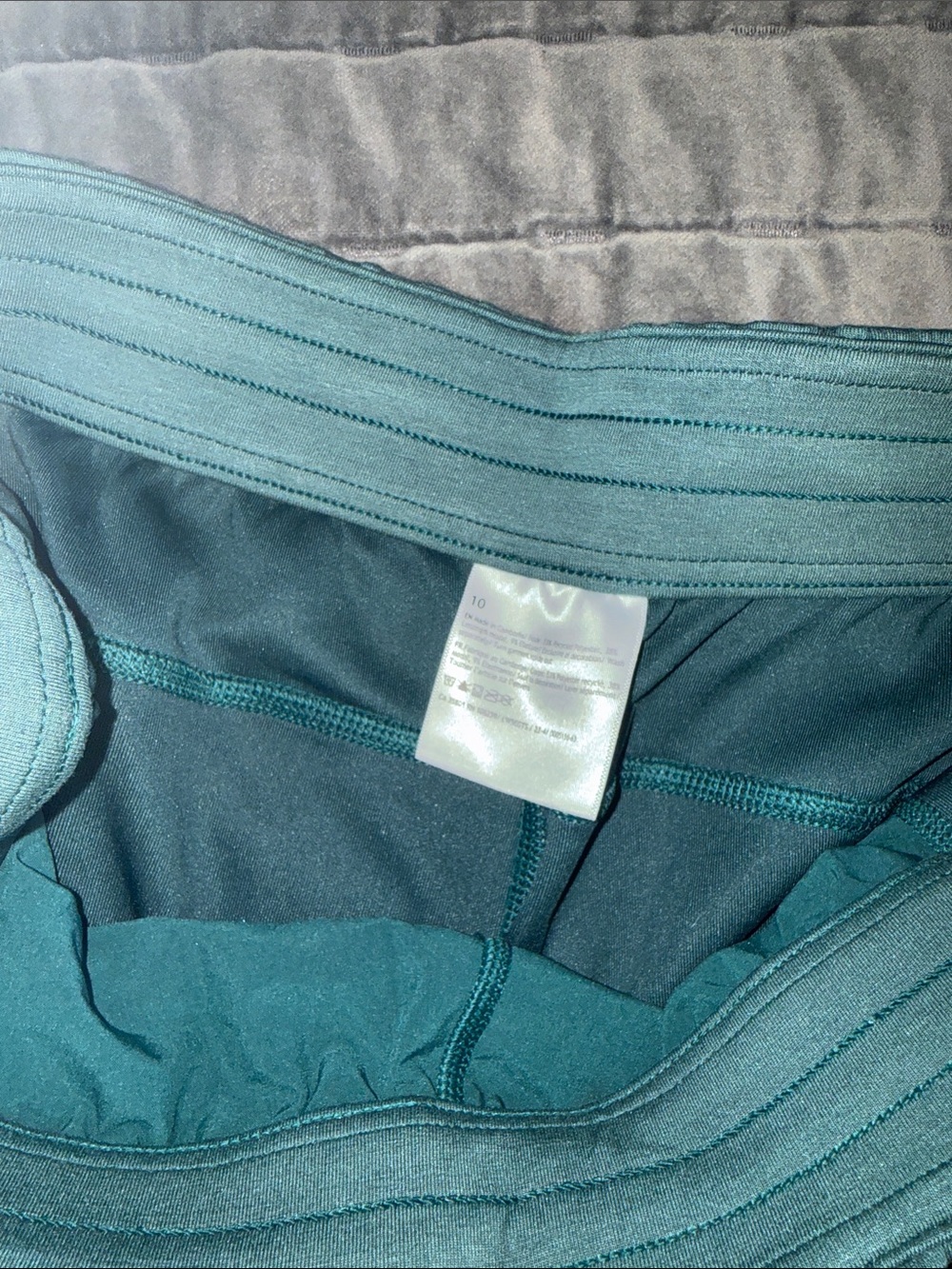 Lululemon softstreme teal pants - Picture 4 of 5